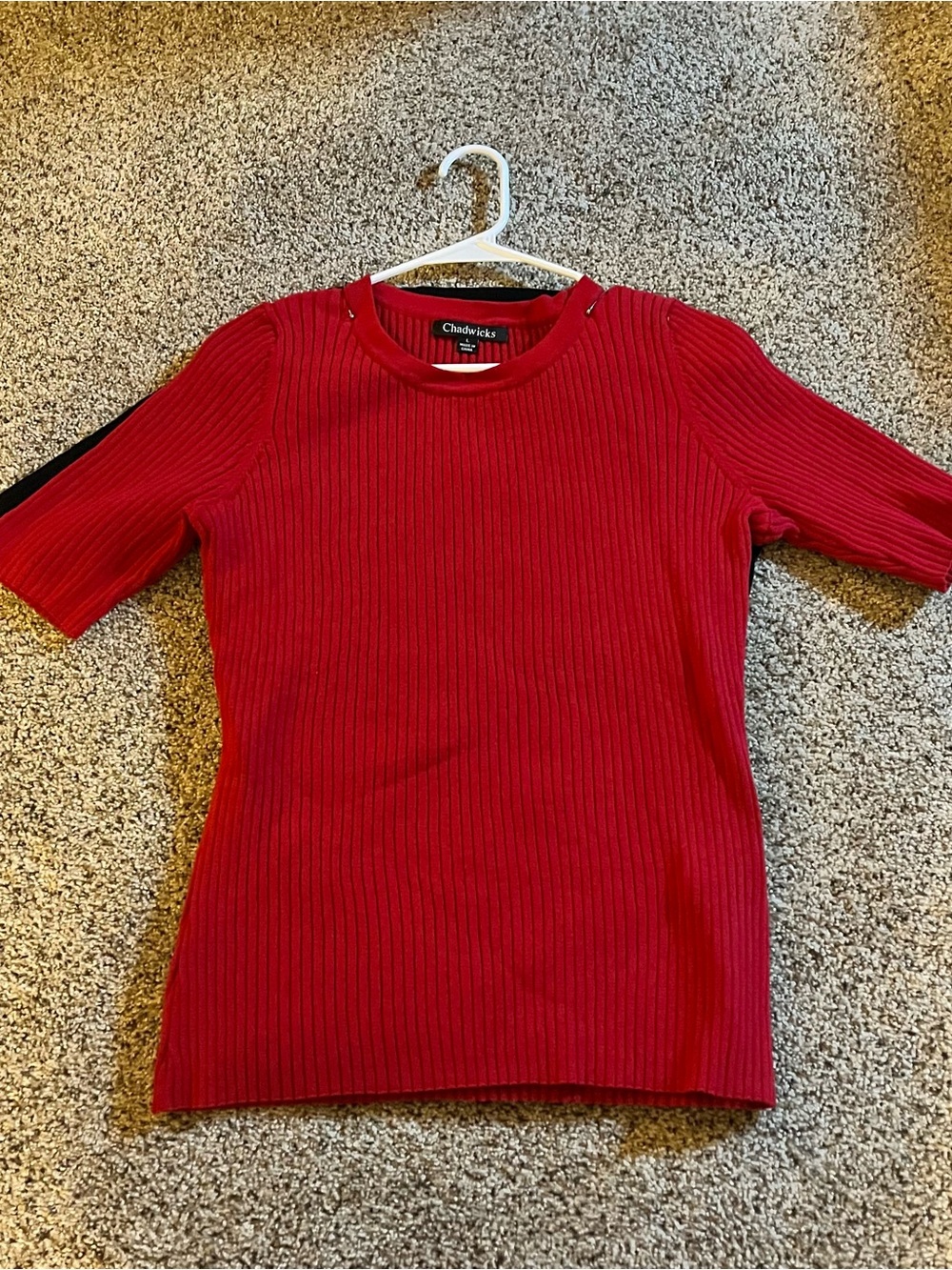 Chadwicks Women's Red Ribbed Short-Sleeve Sweater